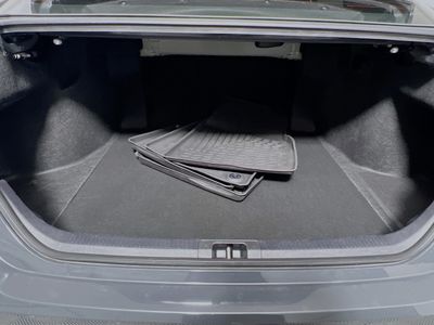 2025 Toyota Camry - Photo 31