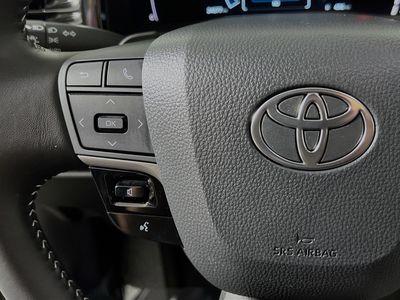 2025 Toyota Camry - Photo 16