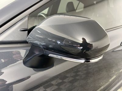 2025 Toyota Camry - Photo 10