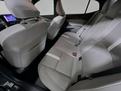 2025 Toyota Camry - Photo 26