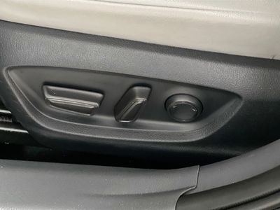 2024 Toyota Camry - Photo 13