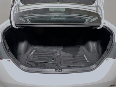 2016 Toyota Corolla - Photo 31