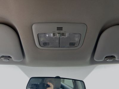 2016 Toyota Corolla - Photo 18