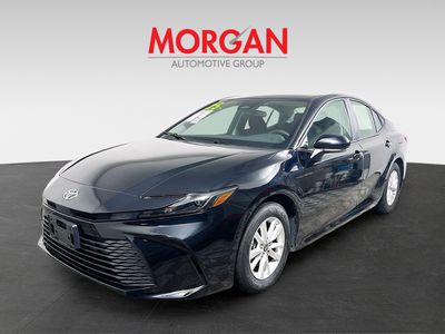 2025 Toyota Camry — photo 7 view