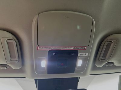 2025 Toyota Camry — photo 17 view