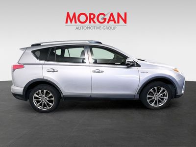 2017 Toyota RAV4 Hybrid - Photo 2