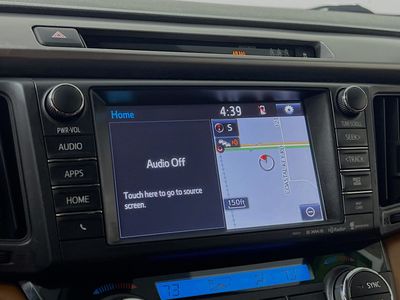 2017 Toyota RAV4 Hybrid - Photo 24