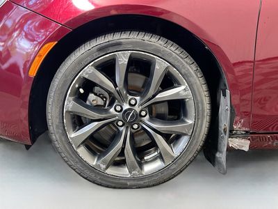 2015 Chrysler 200 - Photo 11