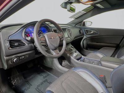 2015 Chrysler 200 - Photo 27