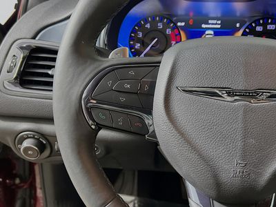2015 Chrysler 200 - Photo 16
