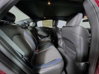 2015 Chrysler 200 - Photo 30