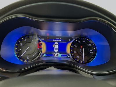 2015 Chrysler 200 - Photo 19