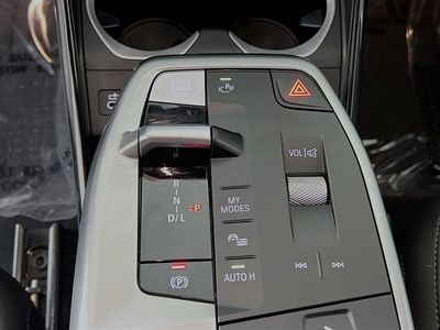 2025 BMW X1 - Photo 21