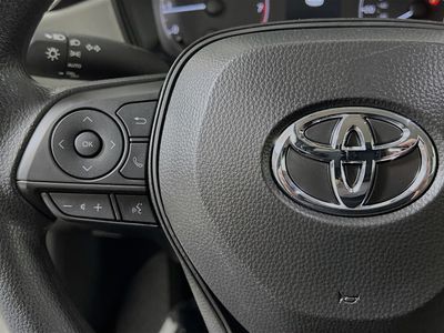 2025 Toyota Corolla - Photo 16