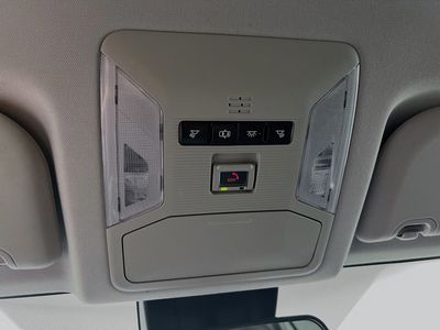 2020 Toyota RAV4 - Photo 17