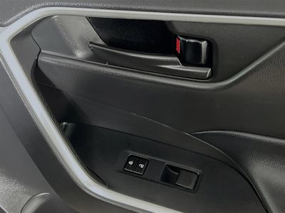 2022 Toyota RAV4 - Photo 29