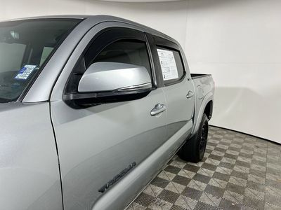 2022 Toyota Tacoma - Photo 10