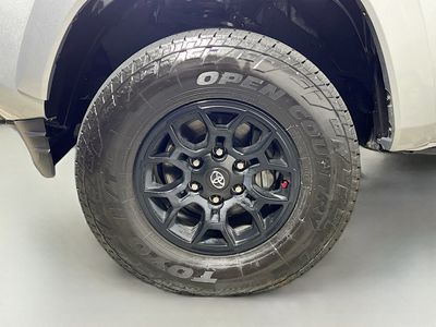 2022 Toyota Tacoma - Photo 11