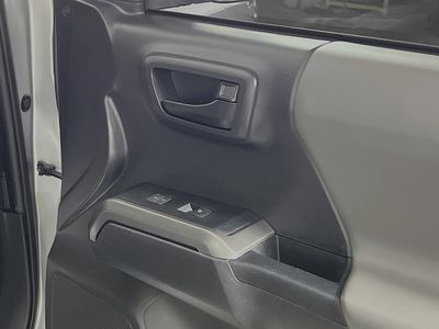 2022 Toyota Tacoma - Photo 29
