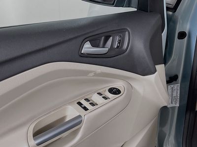 2013 Ford C-Max Hybrid - Photo 14