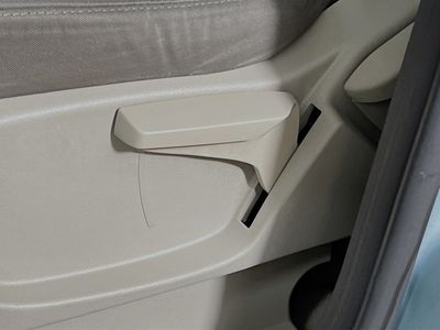 2013 Ford C-Max Hybrid - Photo 13
