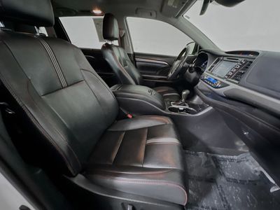 2019 Toyota Highlander - Photo 28