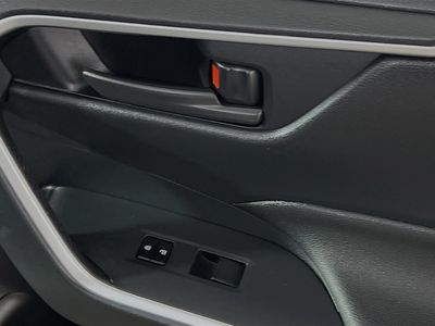 2023 Toyota RAV4 Hybrid - Photo 29