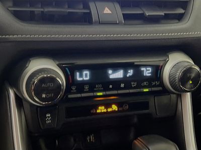 2023 Toyota RAV4 Hybrid - Photo 23