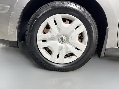 2012 Nissan Versa - Photo 11