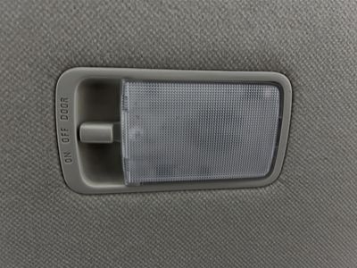 2012 Nissan Versa - Photo 16