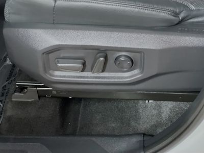 2025 Toyota Tundra - Photo 13
