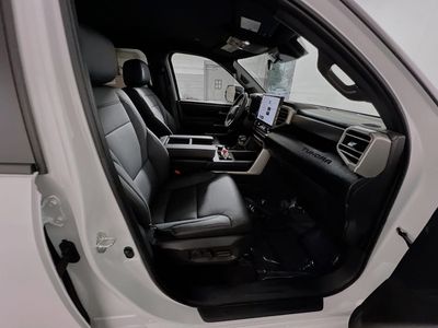 2025 Toyota Tundra - Photo 28