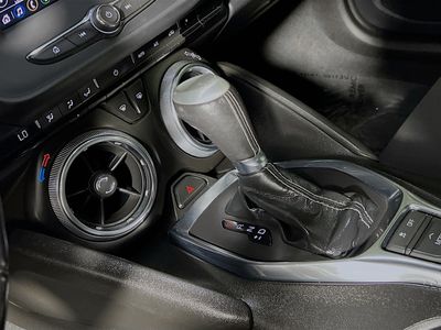 2023 Chevrolet Camaro - Photo 21