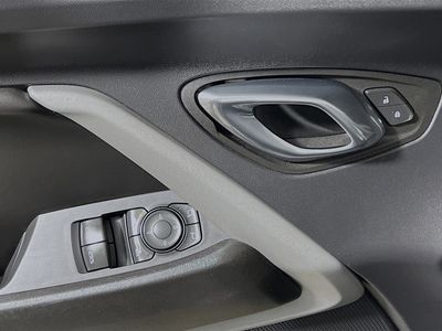 2023 Chevrolet Camaro - Photo 14
