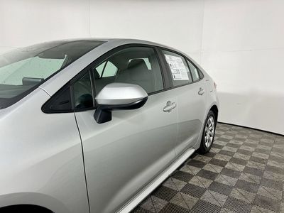 2025 Toyota Corolla - Photo 10