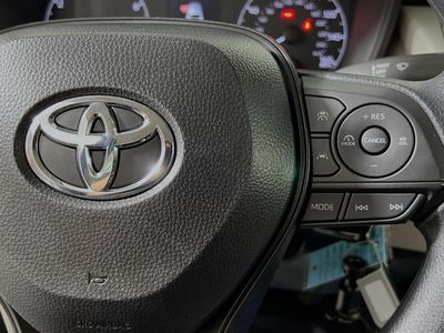 2025 Toyota Corolla - Photo 17