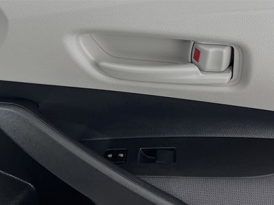 2025 Toyota Corolla - Photo 28
