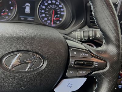 2019 Hyundai Veloster - Photo 17