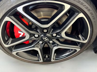 2019 Hyundai Veloster - Photo 11