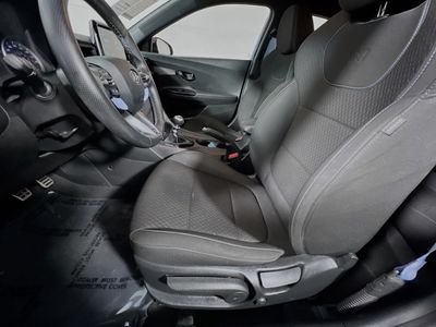 2019 Hyundai Veloster - Photo 12