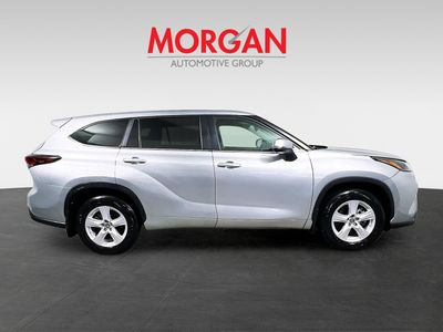 2024 Toyota Highlander - Photo 2