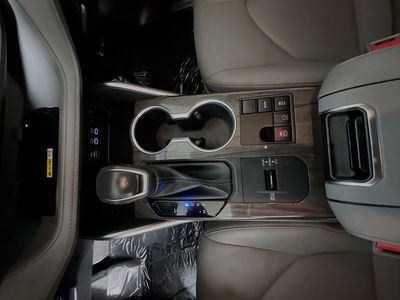 2023 Toyota Highlander — photo 22 view