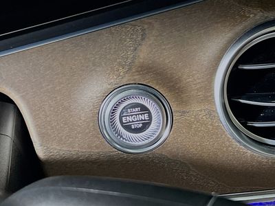 2022 Mercedes-Benz E-Class - Photo 20