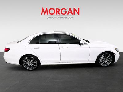 2022 Mercedes-Benz E-Class - Photo 2