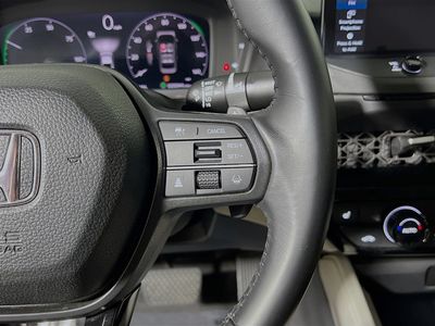 2023 Honda Accord Hybrid - Photo 17
