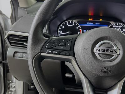 2022 Nissan Altima - Photo 16