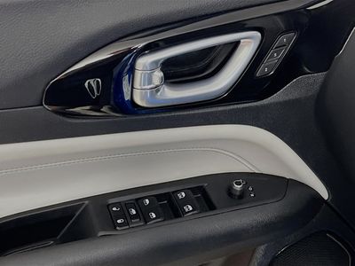 2023 Jeep Compass - Photo 14