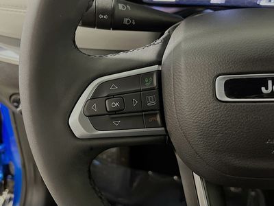 2023 Jeep Compass - Photo 16