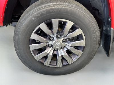 2022 Toyota Tacoma - Photo 10