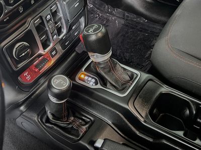 2020 Jeep Wrangler - Photo 20